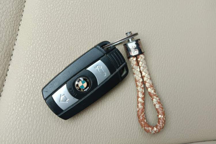 Used BMW X1 2012 sDrive18i Luxury Edition Vehicle Key