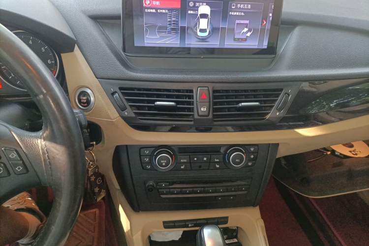 Used BMW X1 2012 sDrive18i Luxury Edition Audio And AC Panel