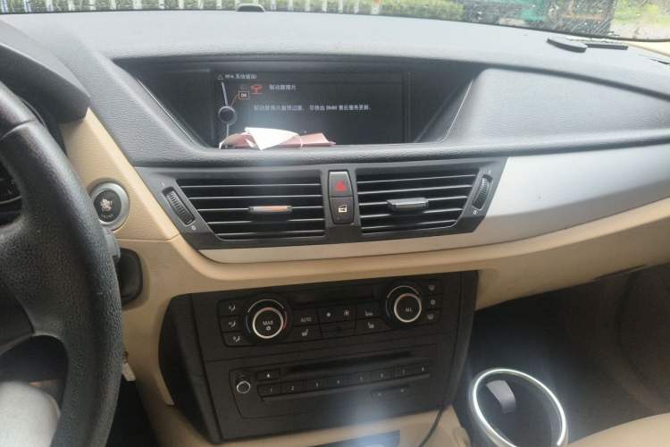 Used BMW X1 2012 sDrive18i Luxury Model Audio And AC Panel