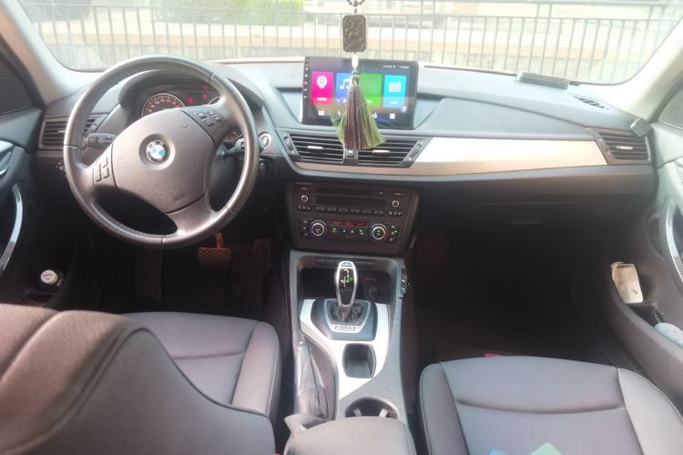 Used BMW X1 2012 sDrive20i Leading Model Center Console