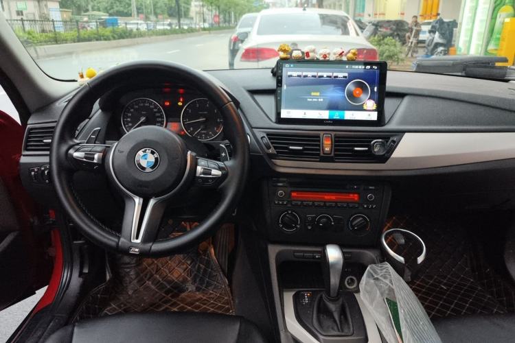 Used BMW X1 2012 sDrive18i Fashion Model Center Console