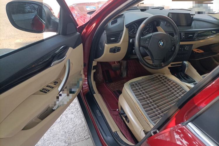 Used BMW X1 2012 sDrive18i Luxury Edition Driver Seat