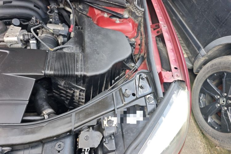 Used BMW X1 2012 sDrive18i Luxury Model Engine Bay Left