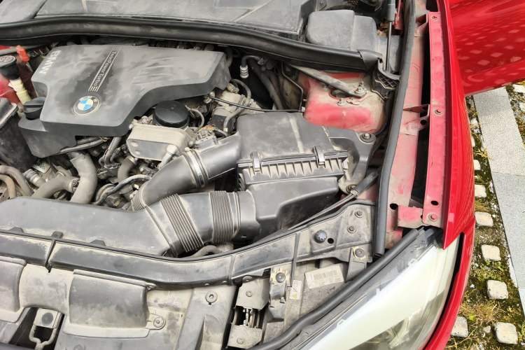 Used BMW X1 2012 xDrive20i Luxury Model Engine Bay Left