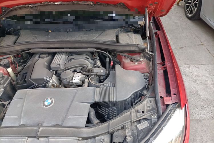 Used BMW X1 2012 sDrive18i Luxury Edition Engine Bay Left