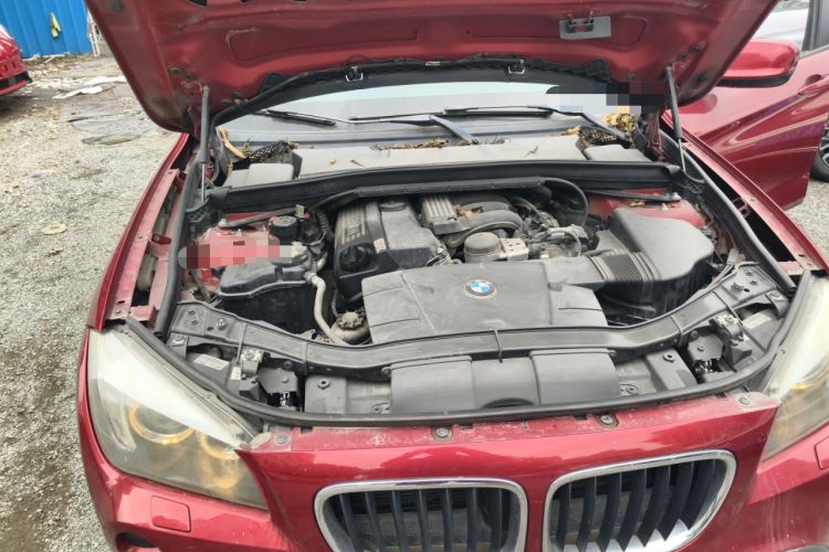 Used BMW X1 2012 sDrive18i Luxury Edition Engine Bay Right