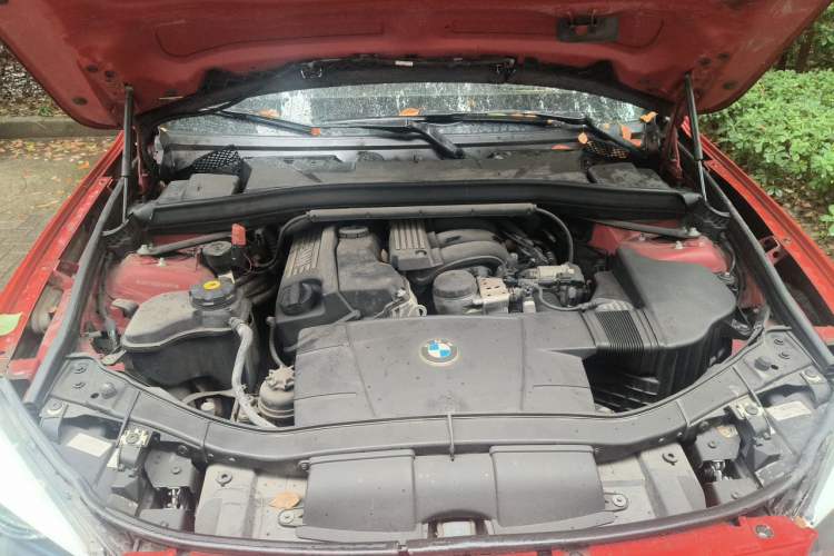 Used BMW X1 2012 sDrive18i Luxury Model Engine Bay