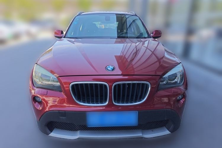 Used BMW X1 2012 sDrive18i Luxury Edition Front