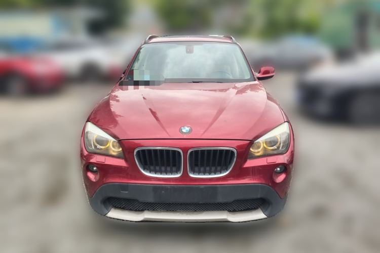 Used BMW X1 2012 sDrive18i Luxury Edition Front