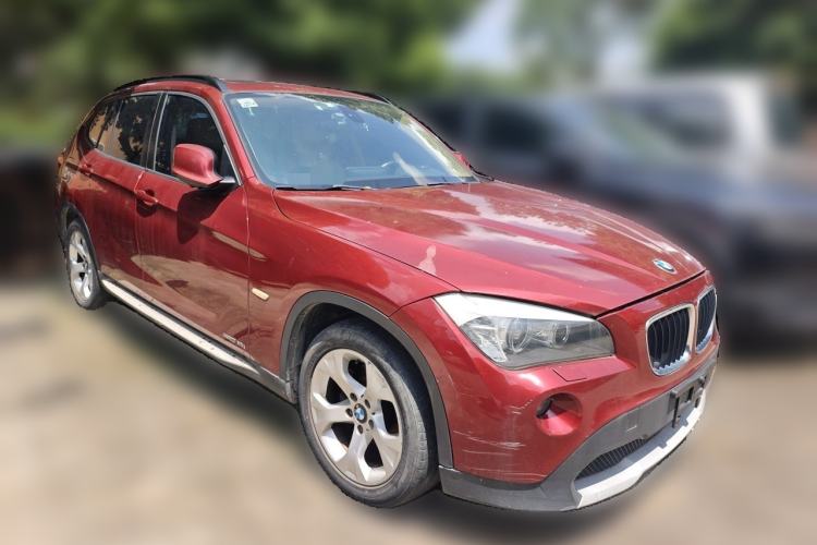 Used BMW X1 2012 sDrive18i Luxury Model Front Right 45 Deg
