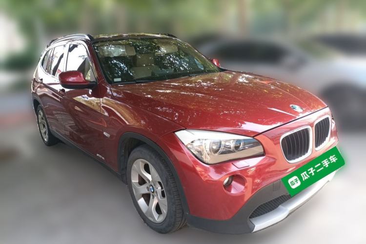 Used BMW X1 2012 sDrive18i Luxury Edition Front Right 45 Deg