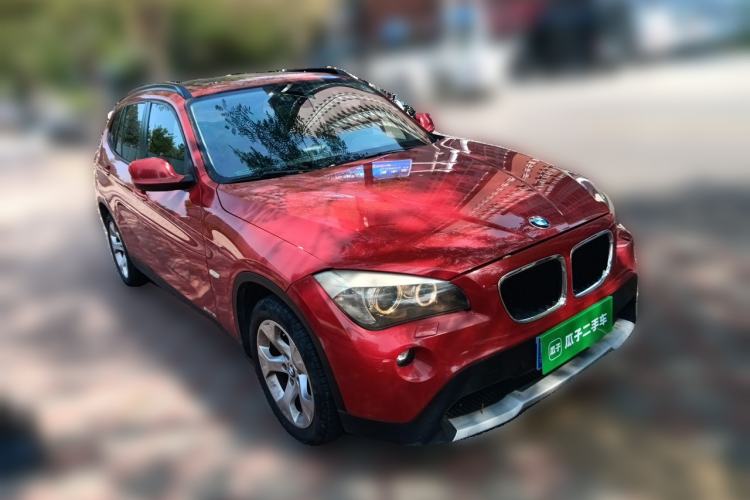 Used BMW X1 2012 sDrive18i Luxury Model Front Right 45 Deg