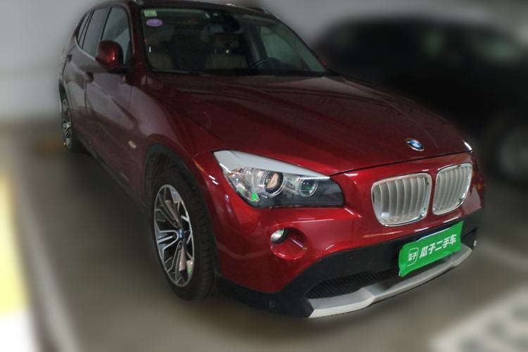 Used BMW X1 2012 xDrive28i Front Right 45 Deg