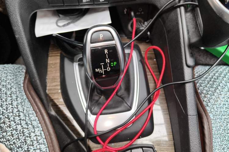 Used BMW X1 2012 xDrive20i Luxury Model Gear Lever