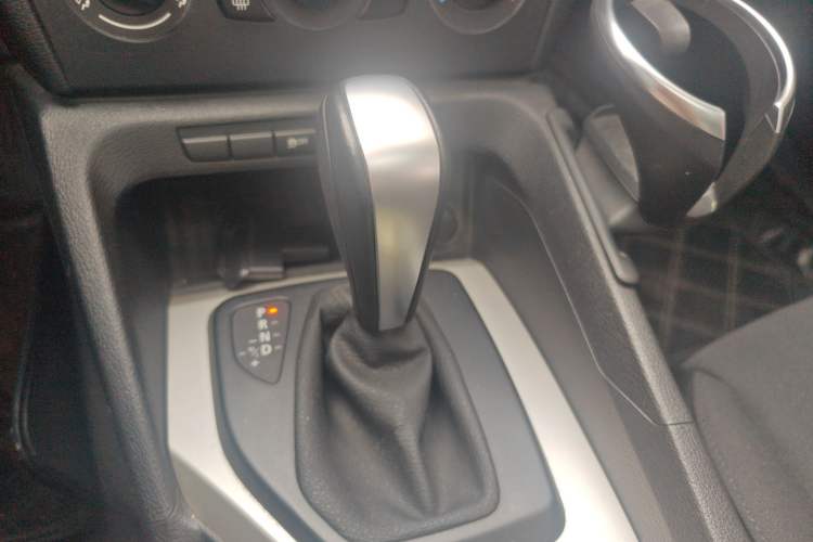 Used BMW X1 2012 sDrive18i Fashion Model Gear Lever