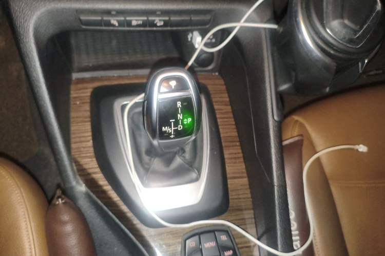 Used BMW X1 2012 xDrive28i Gear Lever
