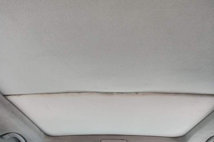 Used BMW X1 2012 sDrive18i Luxury Model Headliner