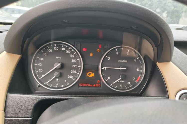 Used BMW X1 2012 sDrive18i Luxury Edition Instrument Cluster
