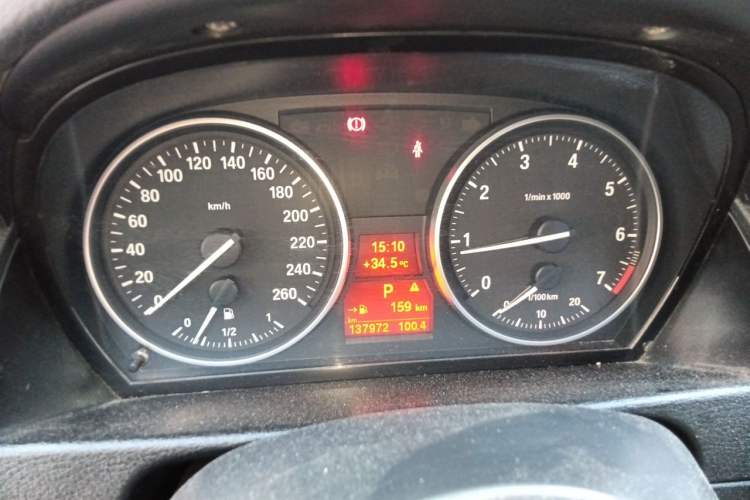 Used BMW X1 2012 sDrive18i Luxury Model Instrument Cluster