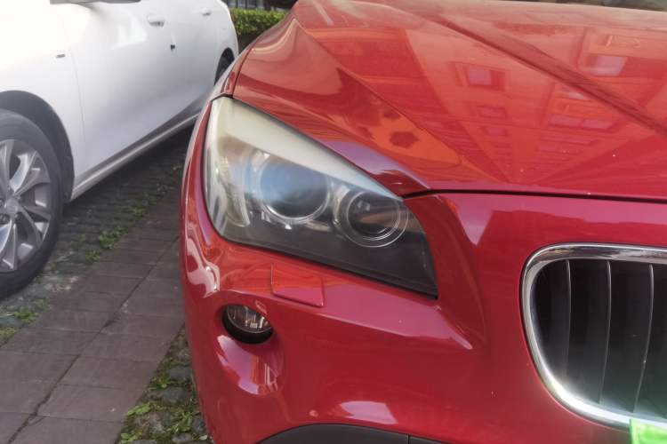 Used BMW X1 2012 sDrive20i Leading Model Right Front Headlight
