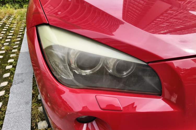 Used BMW X1 2012 xDrive20i Luxury Model Right Front Headlight