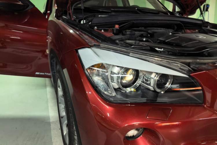 Used BMW X1 2012 sDrive18i Luxury Edition Right Front Headlight