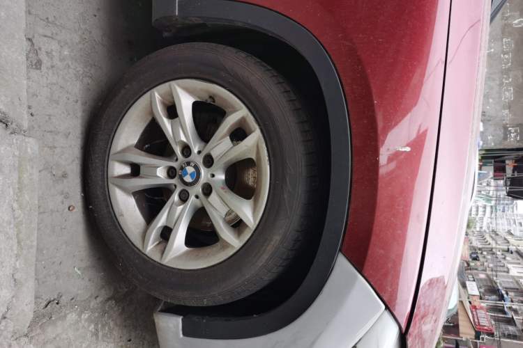 Used BMW X1 2012 xDrive20i Right Front Wheel Hub