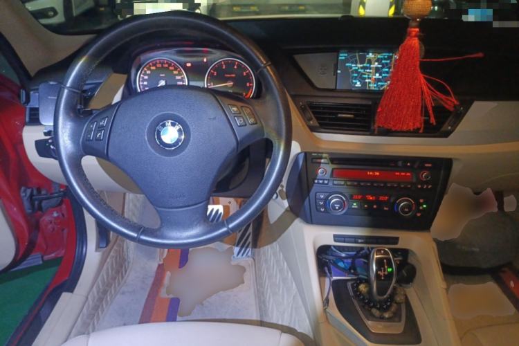 Used BMW X1 2012 sDrive20i Leading Model Steering Wheel