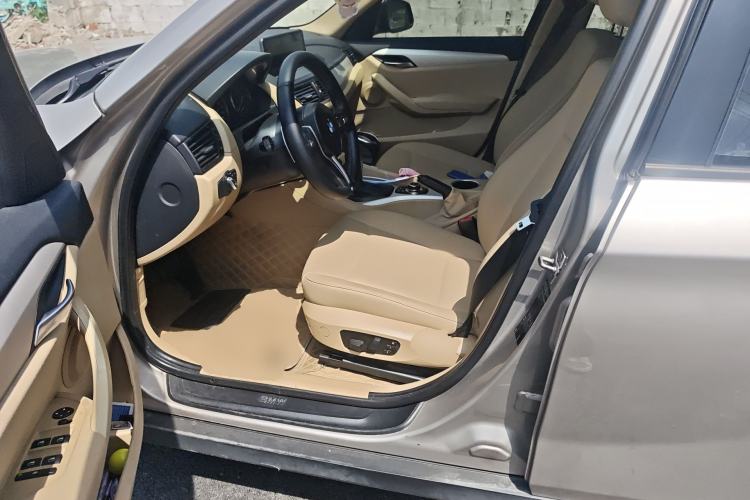 Used BMW X1 2012 sDrive18i Luxury Edition Driver Seat