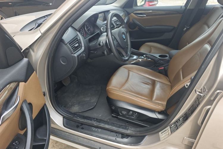 Used BMW X1 2012 xDrive28i Luxury Model Driver Seat