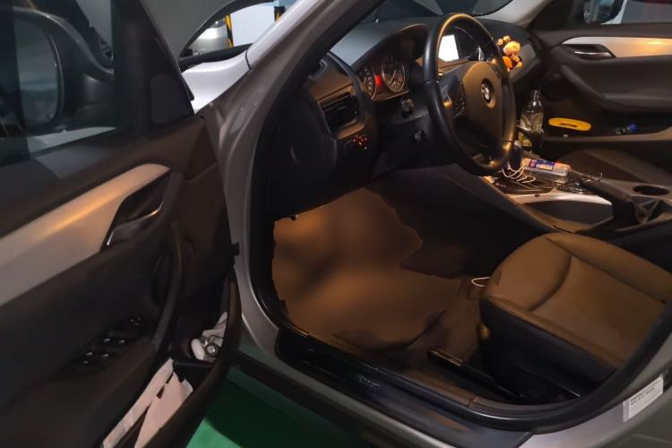 Used BMW X1 2012 sDrive18i Luxury Model Driver Seat
