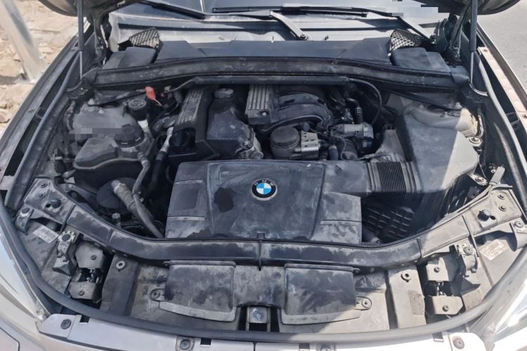 Used BMW X1 2012 sDrive18i Luxury Edition Engine Bay