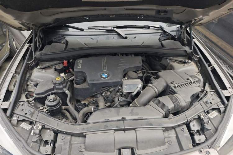 Used BMW X1 2012 xDrive20i Engine Bay