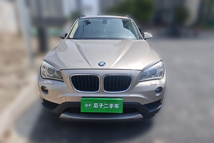 Used BMW X1 2012 sDrive18i Luxury Edition Front