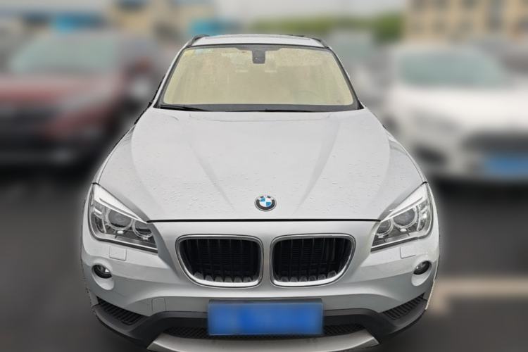 Used BMW X1 2012 sDrive18i Luxury Edition Front