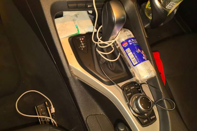 Used BMW X1 2012 sDrive18i Luxury Model Gear Lever