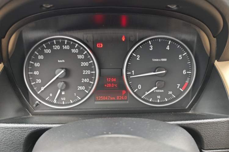 Used BMW X1 2012 sDrive18i Luxury Edition Instrument Cluster