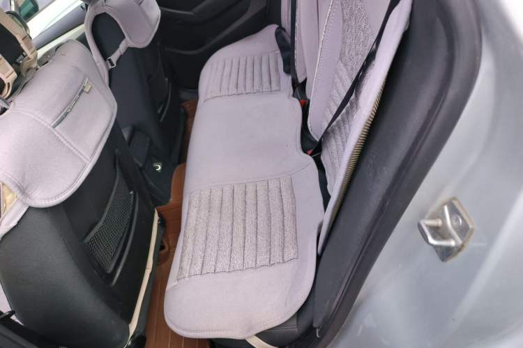 Used BMW X1 2012 sDrive20i Leading Model Interior 4