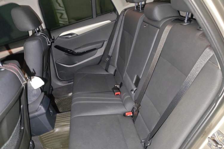 Used BMW X1 2012 sDrive18i Luxury Edition Left Rear Seat