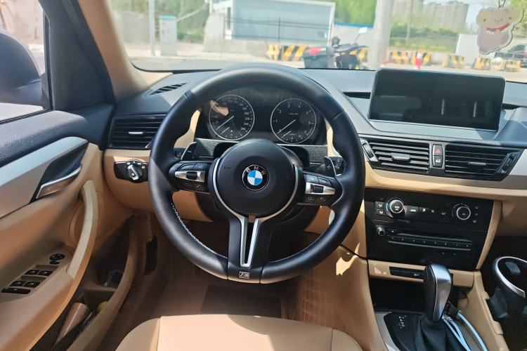 Used BMW X1 2012 sDrive18i Luxury Edition Steering Wheel