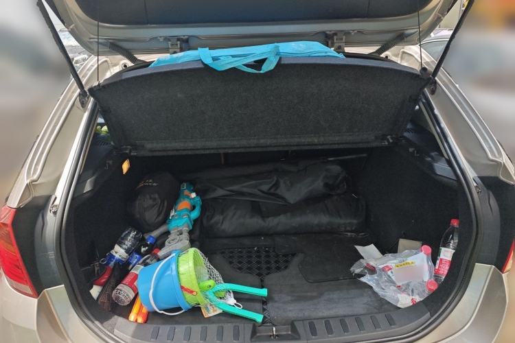 Used BMW X1 2012 xDrive20i Trunk