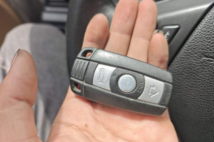Used BMW X1 2012 xDrive20i Vehicle Key