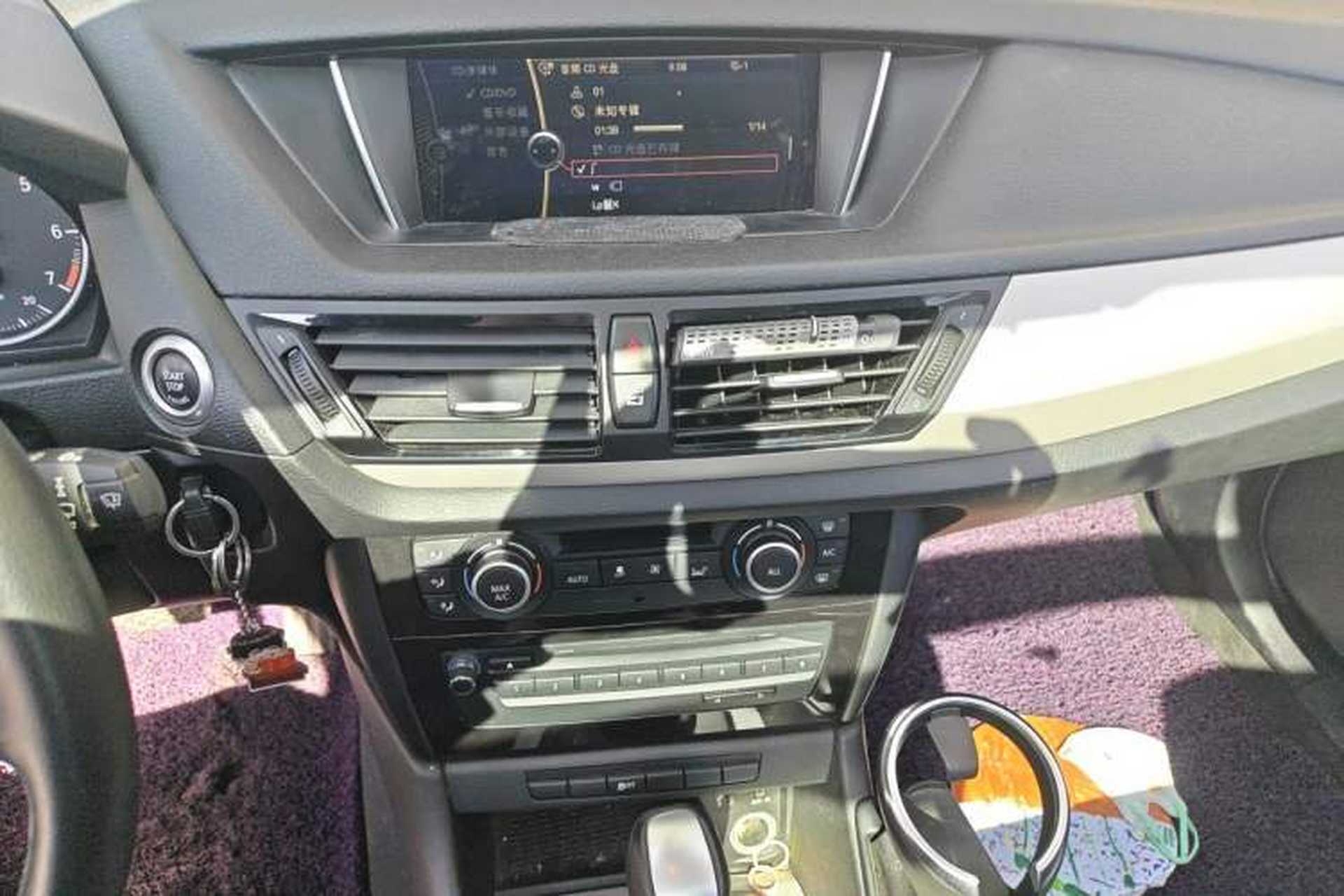 Used BMW X1 2012 sDrive18i Luxury Edition Audio And AC Panel