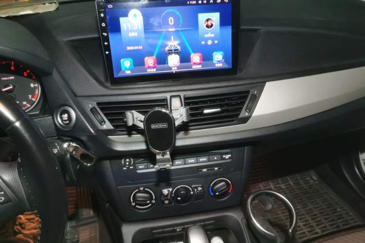 Used BMW X1 2012 sDrive18i Fashion Model Audio And AC Panel