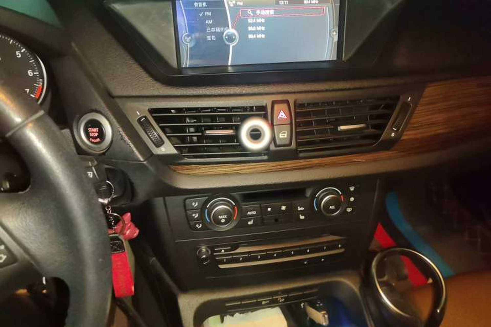 Used BMW X1 2012 xDrive20i Audio And AC Panel