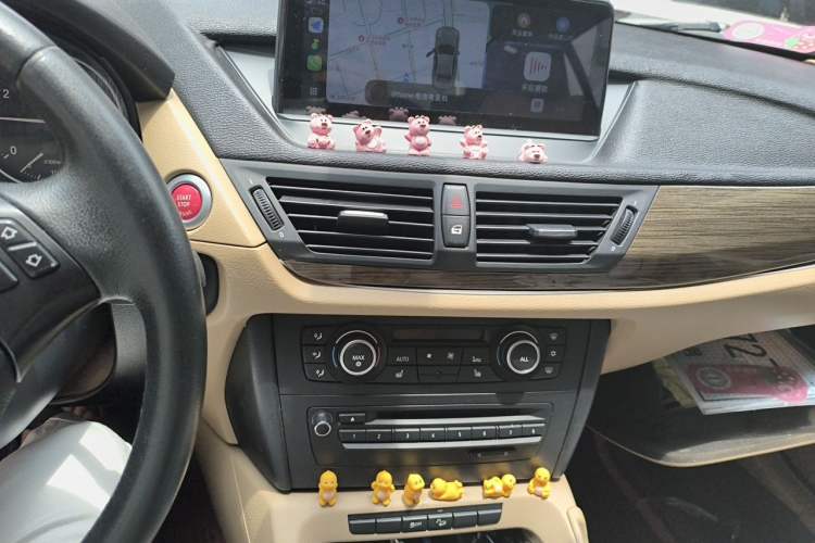 Used BMW X1 2012 xDrive20i Audio And AC Panel