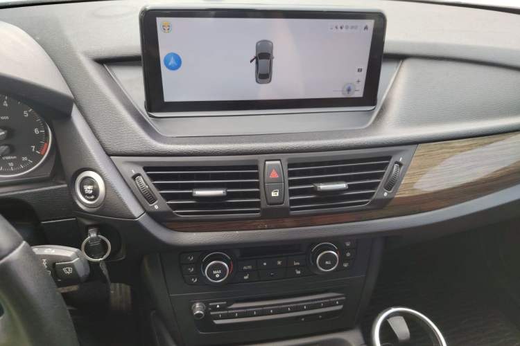 Used BMW X1 2012 xDrive20i Luxury Model Audio And AC Panel
