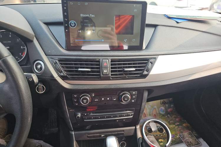 Used BMW X1 2012 sDrive18i Luxury Edition Audio And AC Panel