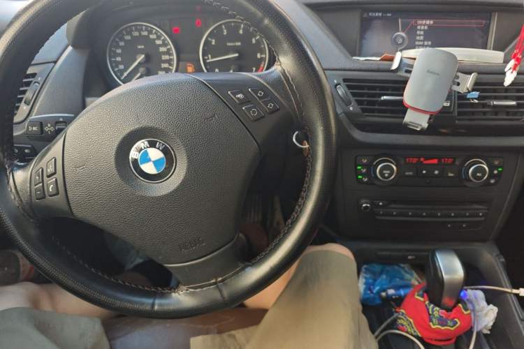 Used BMW X1 2012 sDrive18i Luxury Model Audio And AC Panel
