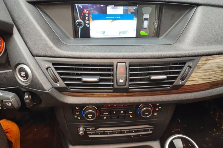 Used BMW X1 2012 xDrive28i Audio And AC Panel